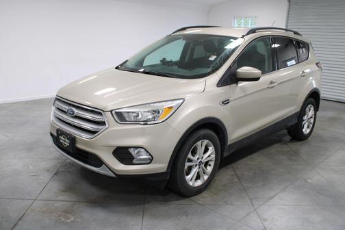 White Gold 2018 Ford Escape SE