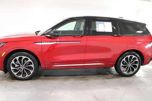 2024 Lincoln Nautilus Reserve