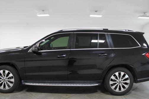 2018 Mercedes-Benz GLS 450 4MATIC