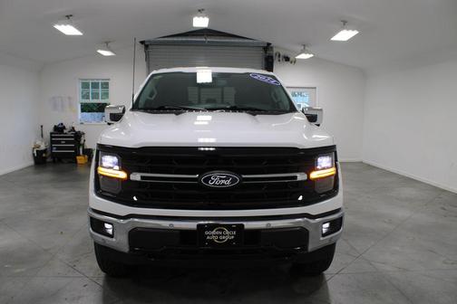 Oxford White 2024 Ford F-150 XLT
