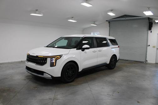 2025 Kia Carnival LXS