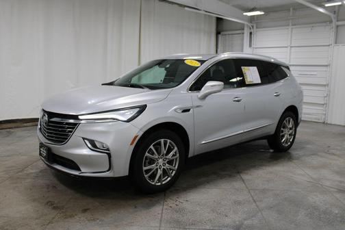 2022 Buick Enclave FWD Premium