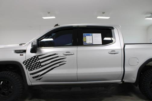 Blade Silver Metallic 2022 GMC Sierra 1500 SLE