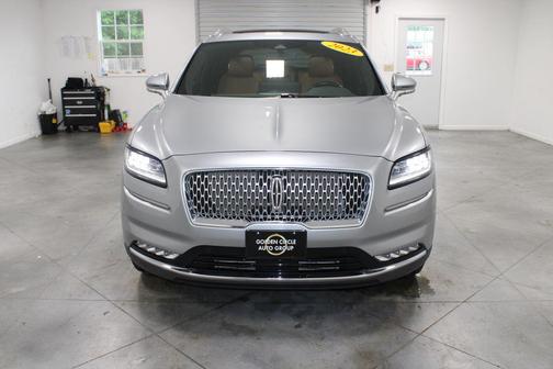 Silver Radiance Metallic Clearcoat 2023 Lincoln Nautilus Black Label