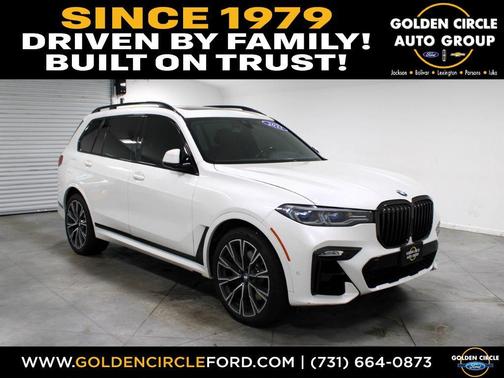 Mineral White Metallic 2021 BMW X7 M50i