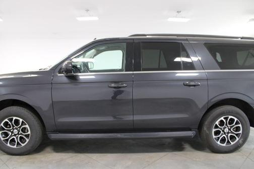Dark Matter Gray Metallic 2024 Ford Expedition Max XLT