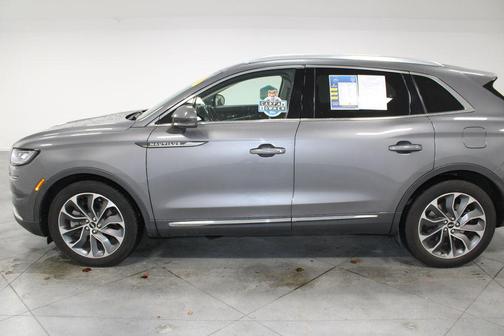 2022 Lincoln Nautilus Reserve