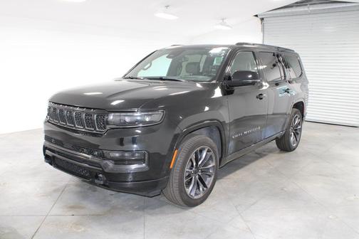 Diamond Black Crystal Pearlcoat 2025 Jeep Grand Wagoneer Series II 4x4