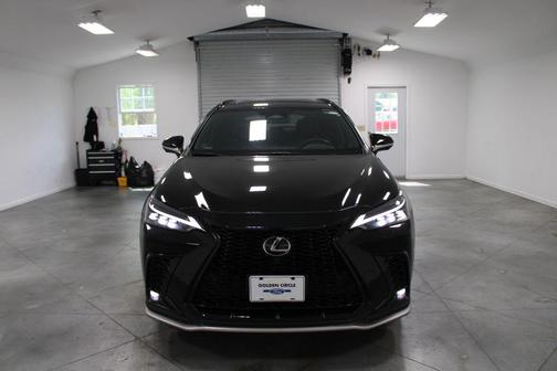 Obsidian 2025 Lexus NX 450h+ F SPORT Handling