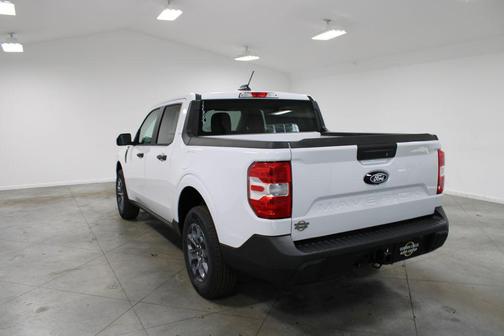 Oxford White 2026 Ford Maverick XLT