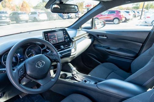 2019 Toyota C-HR XLE