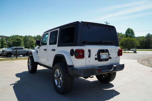 Bright White Clearcoat 2018 Jeep Wrangler Unlimited Sahara