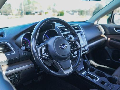 2019 Subaru Outback 2.5i Touring