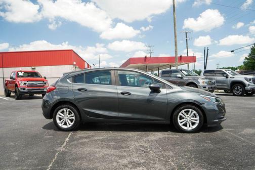 Nightfall Gray Metallic 2019 Chevrolet Cruze LT
