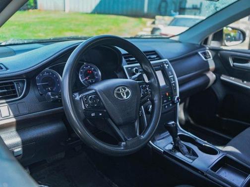 2017 Toyota Camry XLE