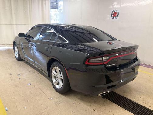 Pitch Black Clearcoat 2021 Dodge Charger SXT