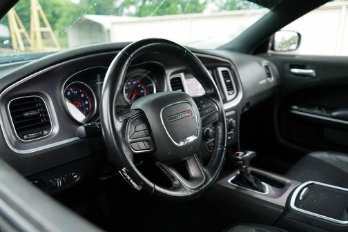 Pitch Black Clearcoat 2021 Dodge Charger SXT