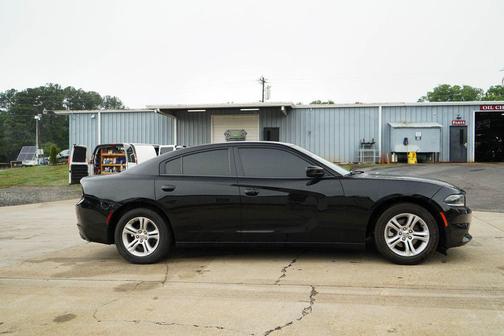 Pitch Black Clearcoat 2021 Dodge Charger SXT