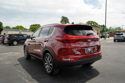 Hyper Red 2017 Kia Sportage EX