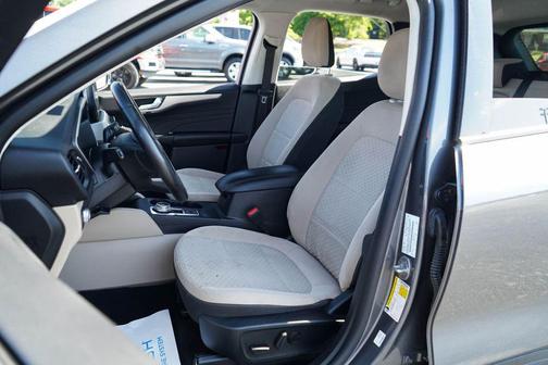 CARBONIZED GRAY 2021 Ford Escape SE