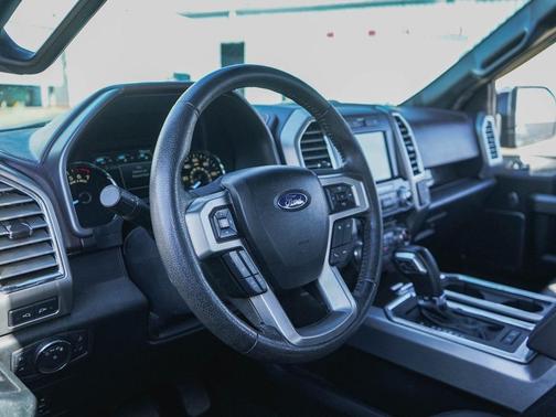 2016 Ford F-150 Platinum