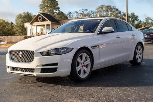 2017 Jaguar XE 25t Premium