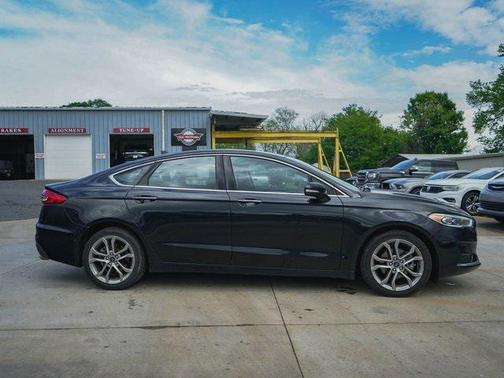2019 Ford Fusion SEL