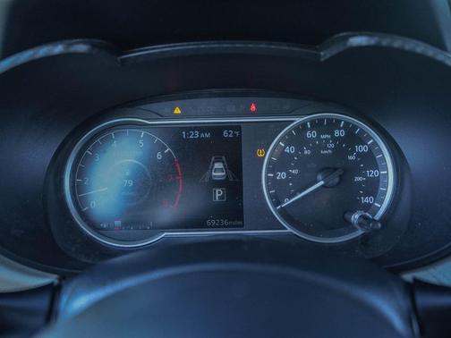 2021 Nissan Versa 1.6 SV