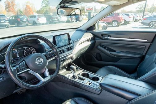 2022 Nissan Altima 2.5 SL