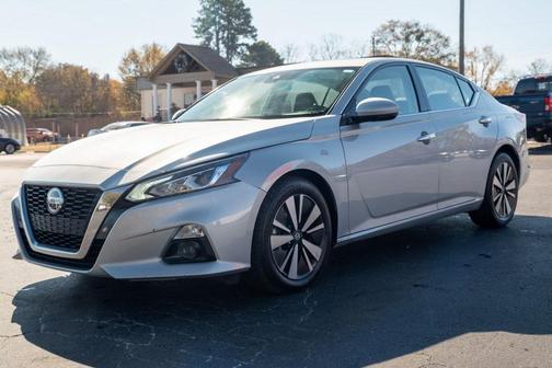 2022 Nissan Altima 2.5 SL