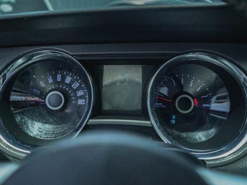 2014 Ford Mustang V6