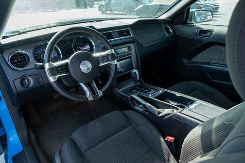 2014 Ford Mustang V6