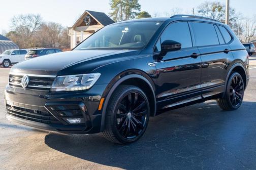2020 Volkswagen Tiguan 2.0T SE R-Line Black