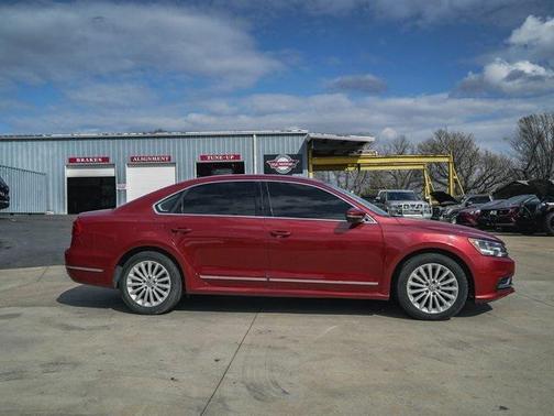 2016 Volkswagen Passat 1.8T SE