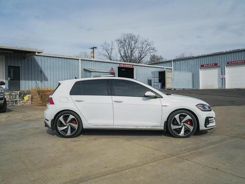 2018 Volkswagen Golf GTI 2.0T S 4-Door