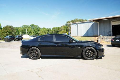 Pitch Black Clearcoat 2021 Dodge Charger R/T Scat Pack