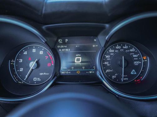 2018 Alfa Romeo Stelvio Quadrifoglio