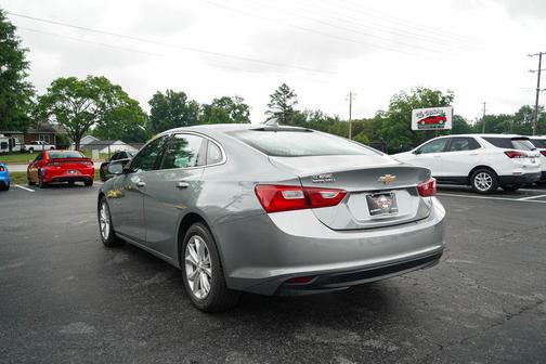 Sterling Gray Metallic 2024 Chevrolet Malibu FWD 1LT