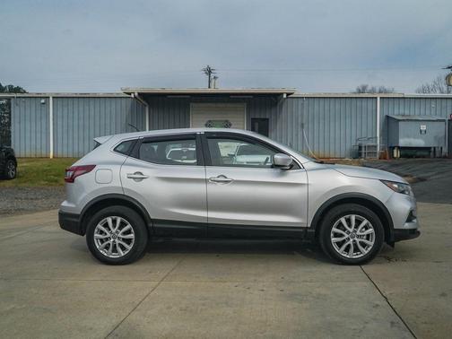 2021 Nissan Rogue Sport S