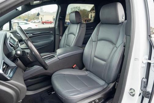 2023 Buick Enclave Essence AWD