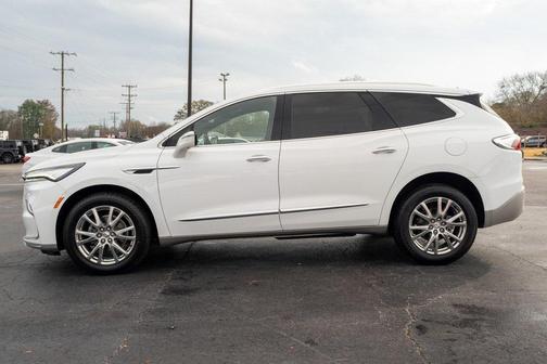 2023 Buick Enclave Essence AWD