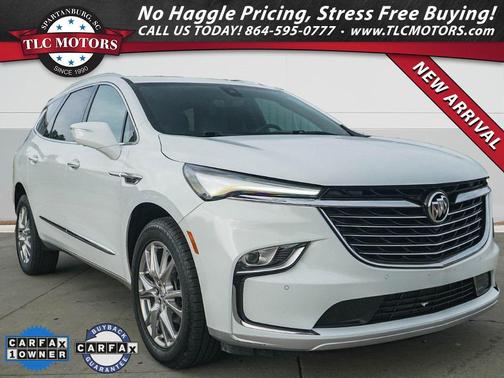 2023 Buick Enclave Essence AWD