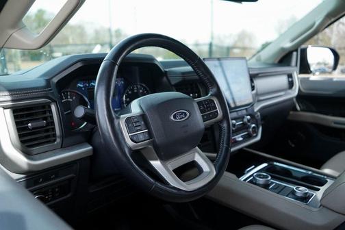 2023 Ford Expedition Max XLT