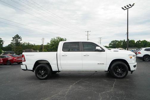 Bright White Clearcoat 2022 RAM 1500 Big Horn/Lone Star