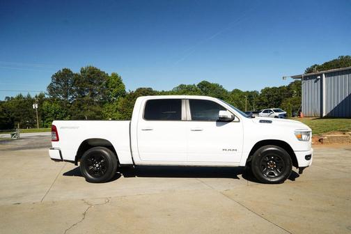 Bright White Clearcoat 2022 RAM 1500 Big Horn/Lone Star