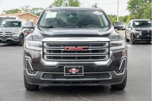 2023 GMC Acadia AWD SLT