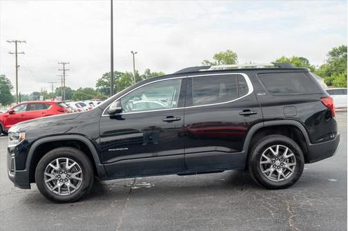 2023 GMC Acadia AWD SLT