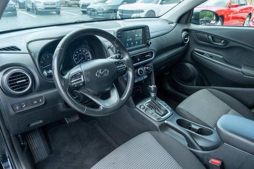 2021 Hyundai KONA SEL Plus