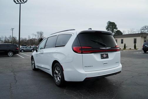 2023 Chrysler Pacifica Limited