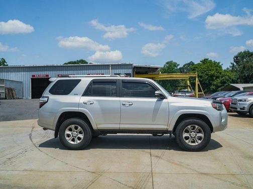 2019 Toyota 4Runner SR5